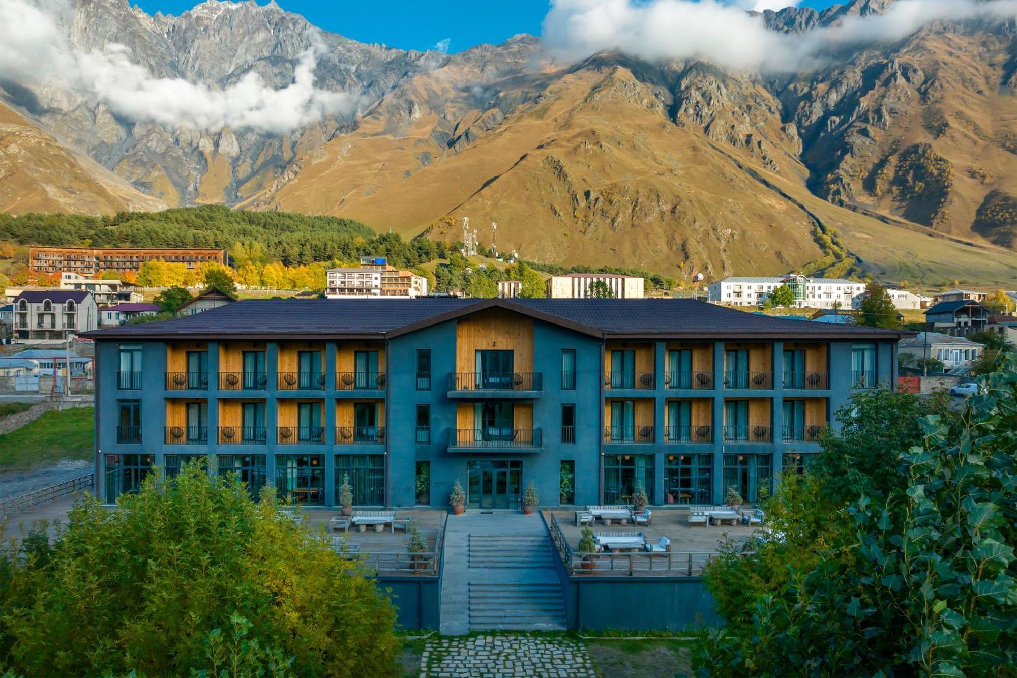 Hotel Intourist Kazbegi Exterior foto