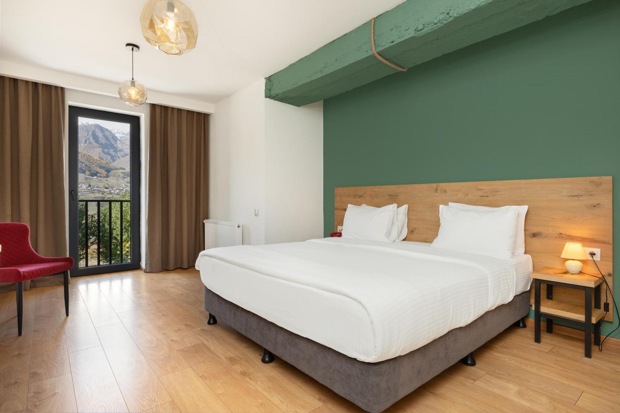 Hotel Intourist Kazbegi Exterior foto