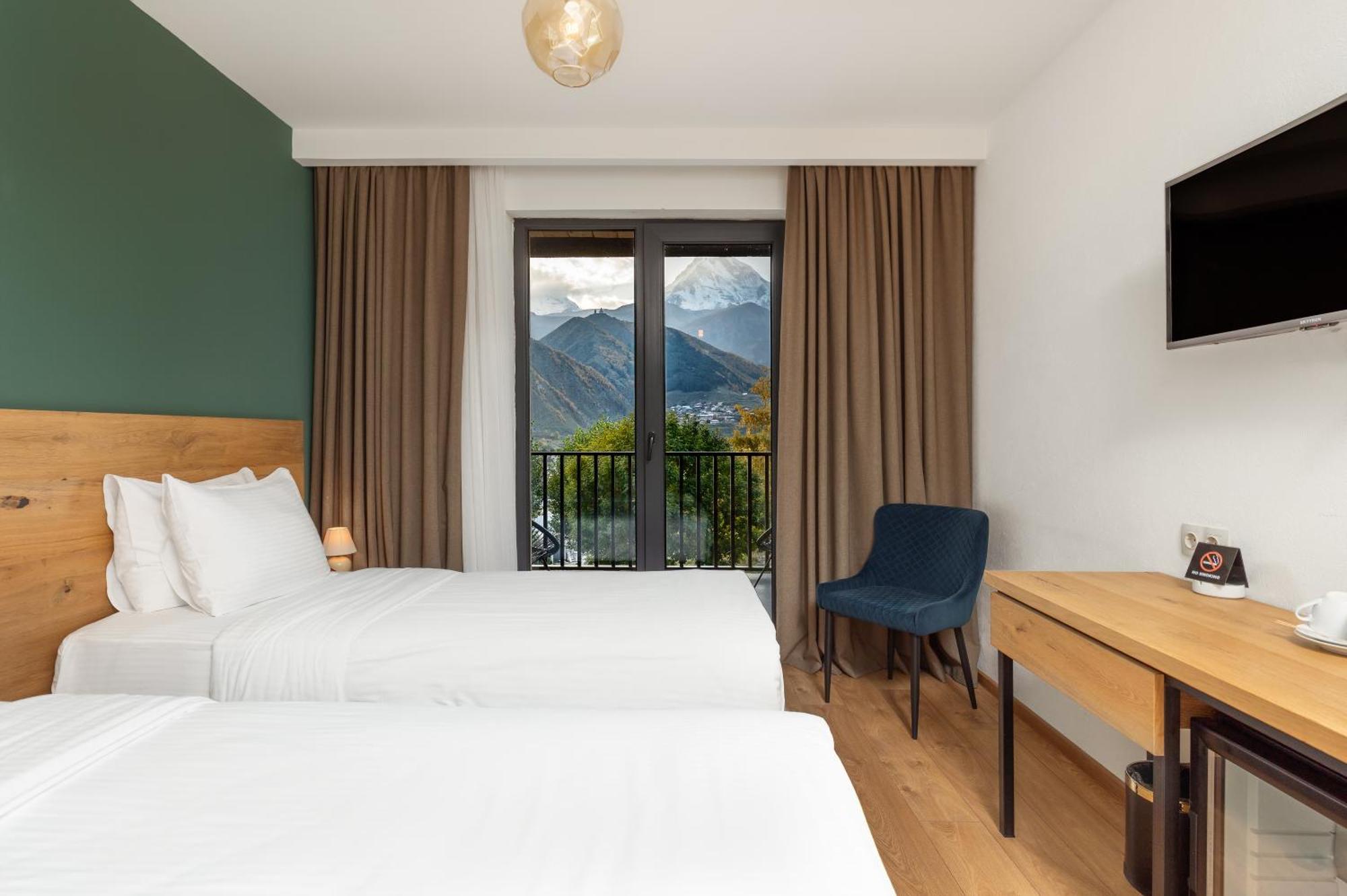 Hotel Intourist Kazbegi Exterior foto